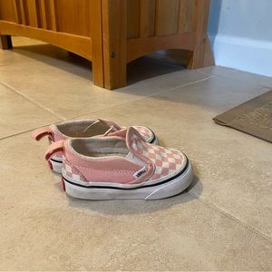 toddler pink vans